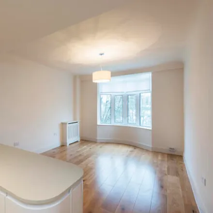 Rent this 2 bed room on 44 Grove End Road in London, NW8 9ND