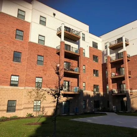 Rent this 2 bed apartment on West Washington Street in Woodstock, IL 60098