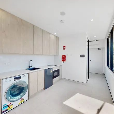 Image 5 - Allison Road, Guildford NSW 2161, Australia - Apartment for rent