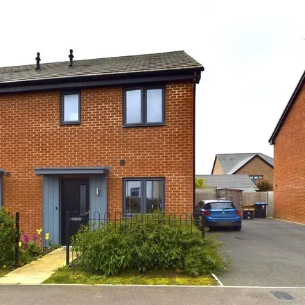 Rent this 2 bed duplex on Millet Way in Curbridge, OX29 0AR