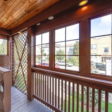 Image 2 - 5505 West Melrose Street, Chicago, IL 60634, USA - House for sale