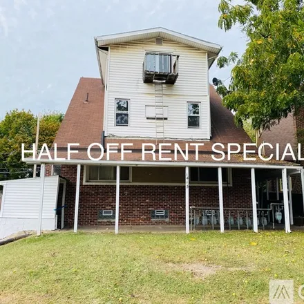 Rent this 1 bed apartment on 1415 Yale Ave NW