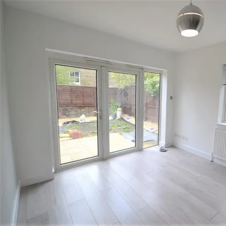 Rent this 3 bed apartment on 162 Purves Road in Brondesbury Park, London