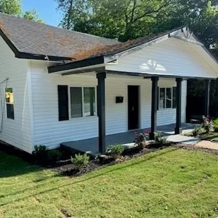 Buy this 3 bed house on West Montgomery Street in Milledgeville, GA 31061