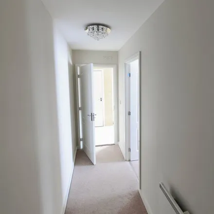 Image 3 - Dumballs Road, Cardiff, CF10 5FE, United Kingdom - Apartment for rent