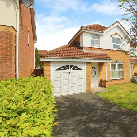 Rent this 3 bed house on 14 Yeats Close in Broad Blunsdon, SN25 4GT