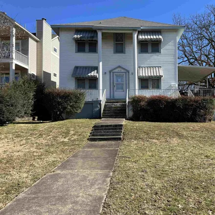 Rent this 1 bed apartment on Spokes Little Rock in 1001 Kavanaugh Boulevard, Pulaski Heights