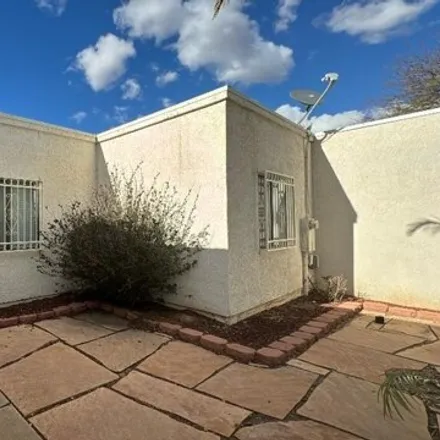 Image 3 - 1045 Carmelita Drive, Fry, Sierra Vista, AZ 85635, USA - House for rent