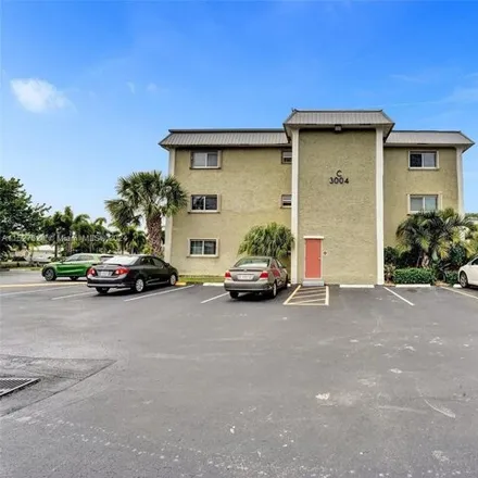 Buy this 2 bed condo on 598 Northeast 30th Street in Wilton Manors, FL 33334