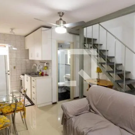 Rent this 2 bed house on Avenida Monte Cristo in Vila Nova, Porto Alegre - RS