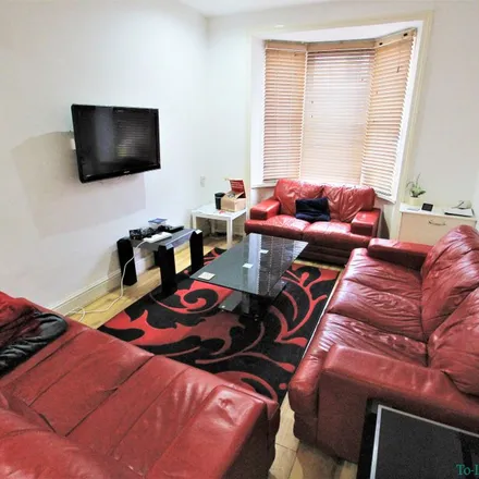 Image 7 - 216 Heeley Road, Selly Oak, B29 6EN, United Kingdom - Apartment for rent