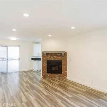 Image 3 - 3638 Dunn Drive, Los Angeles, CA 90034, USA - Apartment for rent
