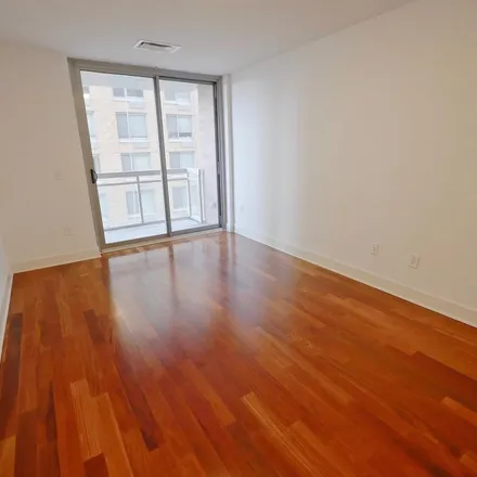 Rent this 1 bed apartment on Gull's Cove Phase I in Morris Boulevard, Jersey City