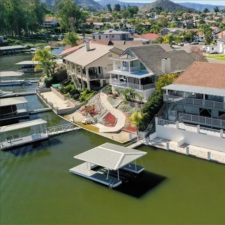 Image 2 - 30261 Sea Horse Circle, Canyon Lake, CA 92587, USA - House for sale