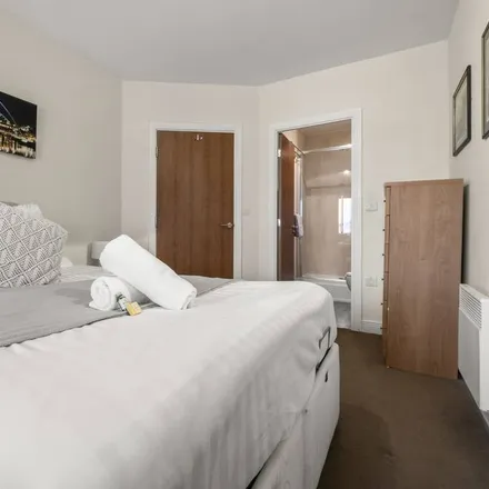 Image 9 - Gateshead, NE8 2DB, United Kingdom - Apartment for rent