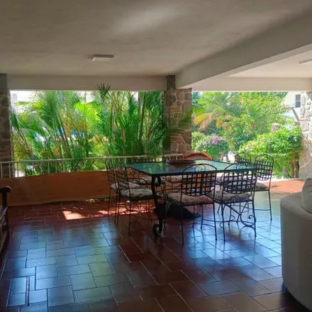 Buy this 4 bed house on Extra in Paseo Burgos, Fraccionamiento Burgos de Cuernavaca