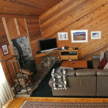 Buy this 2 bed house on Mammoth Sierra Townhomes in 2059 Meridian Boulevard, Mammoth Lakes