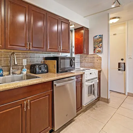 Rent this 2 bed condo on Kaanapali in HI, 96761