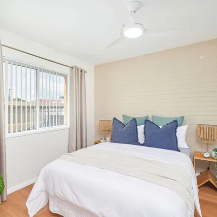 Rent this 1 bed apartment on Mobil in Gordon Street, Port Macquarie NSW 2444