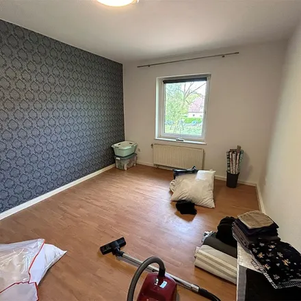 Rent this 3 bed apartment on Ostlandstraße 3 in 31582 Nienburg/Weser, Germany