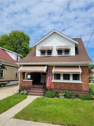 Buy this 3 bed house on 728 East 30th Street in Erie, PA 16504