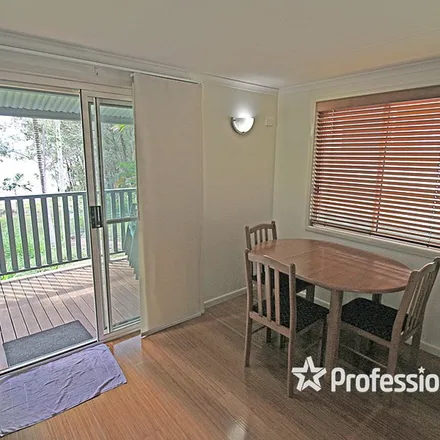 Rent this 2 bed townhouse on Severin Street in Tinaroo QLD, Australia