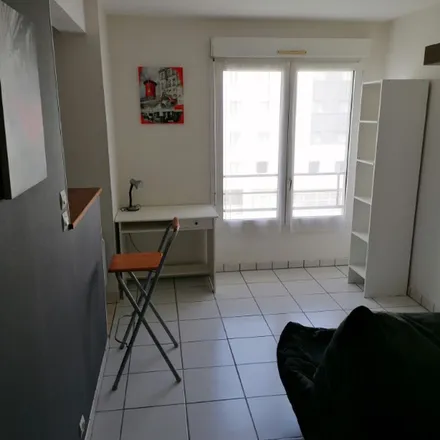Rent this 1 bed apartment on 15 Rue Victor Hugo in 29200 Brest, France