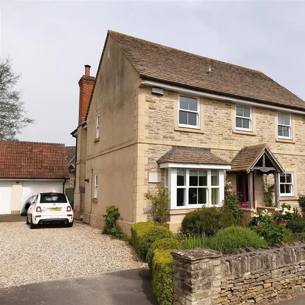 Rent this 4 bed house on The Wheatsheaf inn in The Street, Crudwell