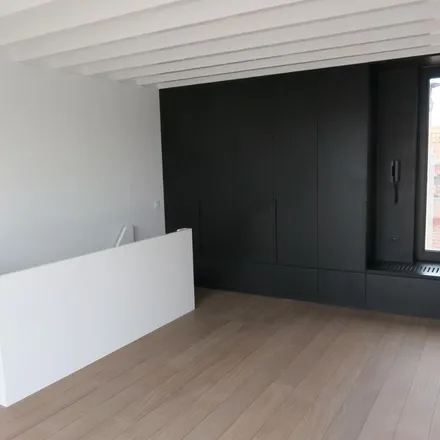 Rent this 1 bed apartment on Gamestate in Korenmarkt 1, 9000 Ghent