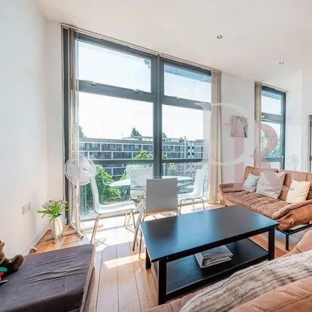 Rent this 2 bed apartment on 101 Pentonville Road in London, N1 9LF