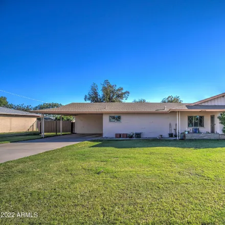 Buy this 3 bed house on 8033 West Lincoln Street in Peoria, AZ 85345