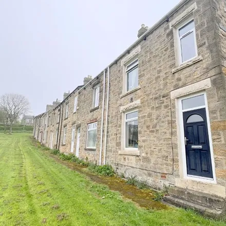 Rent this 2 bed apartment on Dipton Post Office in Co-Operative Terrace, Harelaw