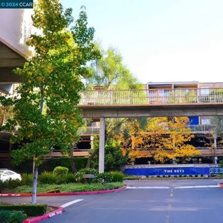 Buy this 1 bed condo on The Key Club in Iron Horse Trail, Walnut Creek