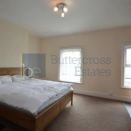 Rent this 1 bed room on Crown Street in Newark on Trent, NG24 4UY