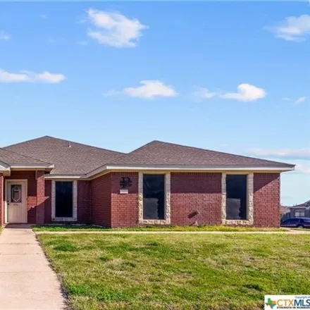 Buy this 4 bed house on 3916 Maid Marian Loop in Killeen, TX 76549