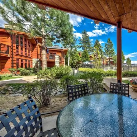 Image 4 - Beesley's Cottages, North Lake Boulevard, Tahoe Vista, Placer County, CA 96148, USA - House for sale