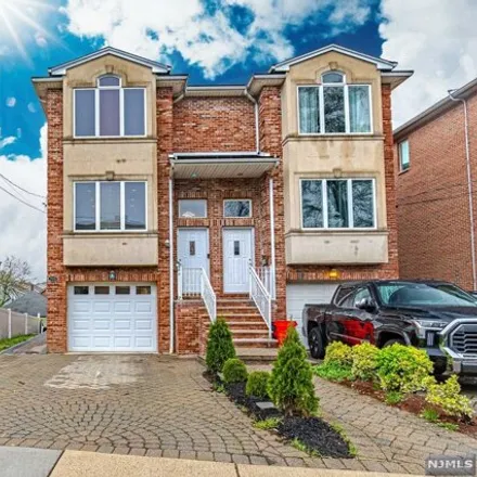Buy this 3 bed house on 775 Fairview Lane in Grantwood, Cliffside Park