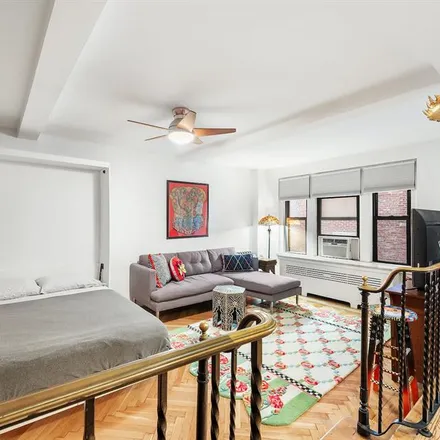 Image 4 - 336 WEST END AVENUE 6F in New York - Apartment for sale