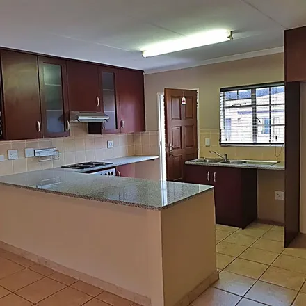 Image 3 - Apiesdoring Street, Sundowner, Randburg, 2169, South Africa - Apartment for rent
