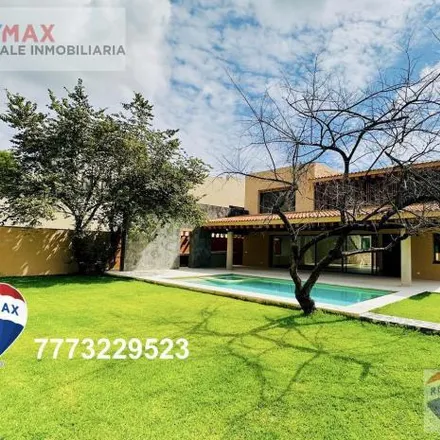 Buy this 4 bed house on Privada Las Quintas in 62450 Cuernavaca, MOR