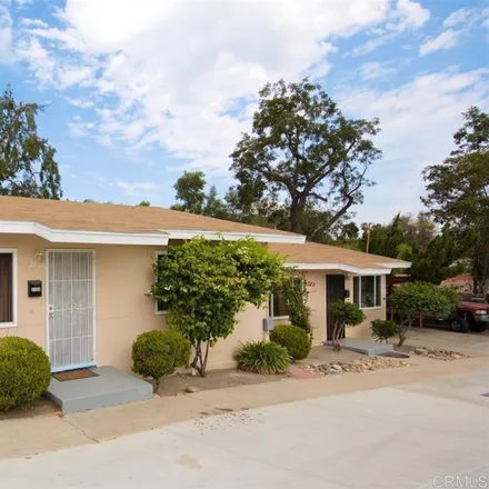 Buy this studio townhouse on 2720 Skyline Drive in Lemon Grove, CA 91945