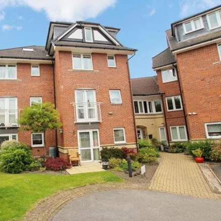 Buy this 2 bed apartment on Stretford Road in Urmston, M41 9LW