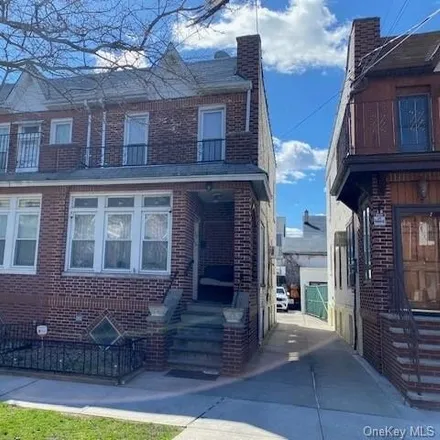 Buy this 3 bed house on 137-26 95th Street in New York, NY 11417