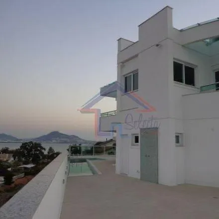 Buy this 5 bed house on Estrada Haroldo Soares Glavan in Cacupé, Florianópolis - SC