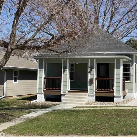 Buy this 3 bed house on 542 East Division Street in Audubon, IA 50025