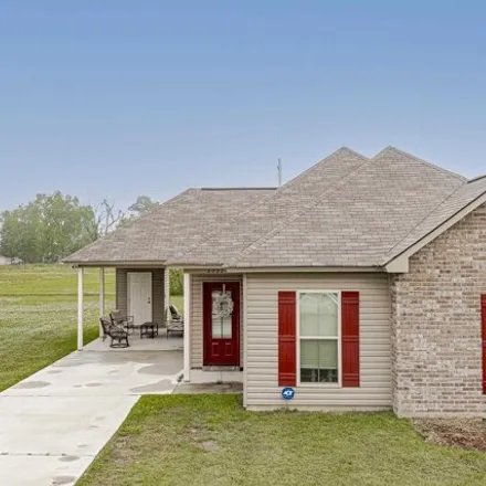 Buy this 3 bed house on 3034 Red Hat Lane in Lukeville, West Baton Rouge Parish