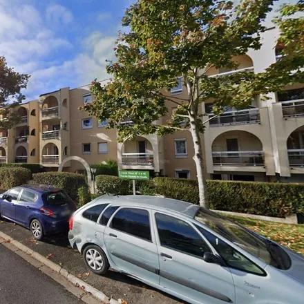 Rent this 2 bed apartment on 5 Place de l'Appel du 18 Juin 1940 in 77200 Torcy, France