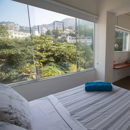 Rent this 2 bed apartment on National Museum of Brazil in Alameda das Sapucaias s/n, São Cristóvão