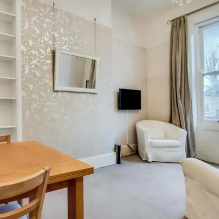 Image 3 - 254 St. Paul's Road, London, N1 2LJ, United Kingdom - Apartment for sale