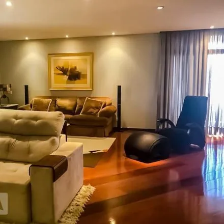 Buy this 6 bed apartment on Rua Brás Cubas in Maia, Guarulhos - SP